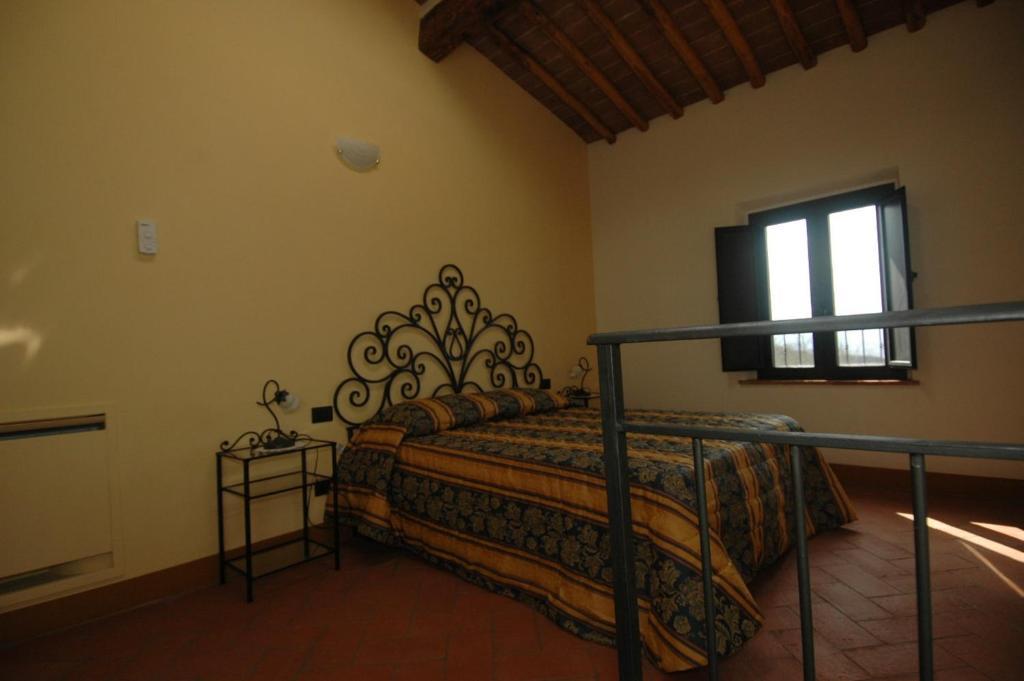La Fornace Di San Galgano Villa Frosini Room photo